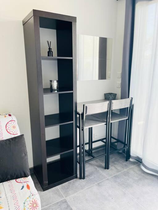 Joli Petit Studio Cosy Μαρινιάν Εξωτερικό φωτογραφία